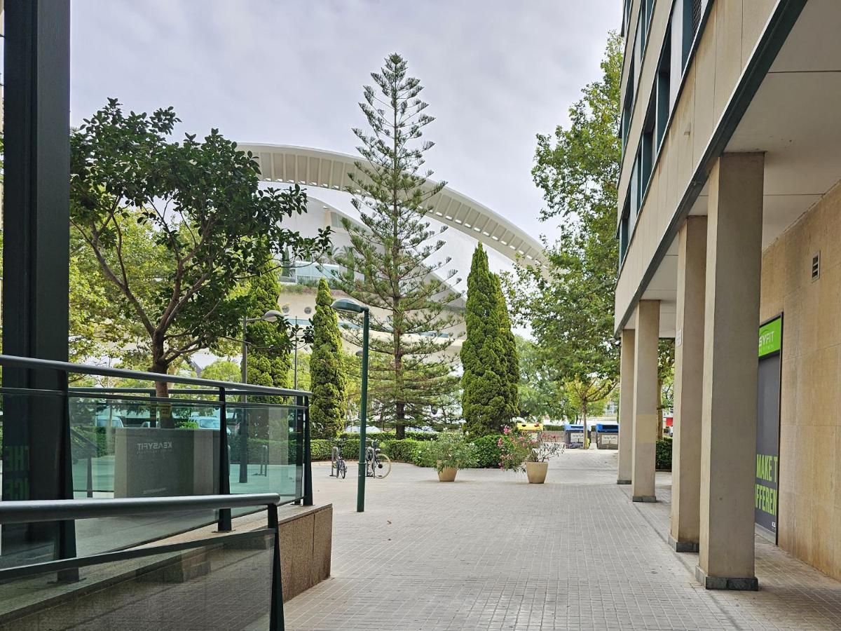 Apartamentos Las Ciencias F Valencia Exterior photo